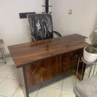 میز اداری بهمراه صندلی نونو دست نخورده