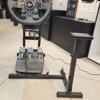 استند شبیه‌سازی رانندگی حرفه‌ای