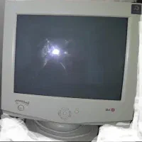 مانیتور سالم وتمیز استفاده نشد