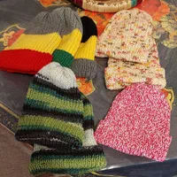 شال وکلاه دستبافت با کاموای ترک