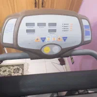 تردمیل و ابراکت درازنشست و دستگاه تقویت پا