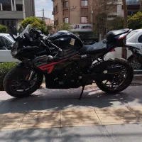 کی وی 250R