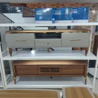 قفسه ۳ طبق فلزی