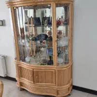ویترین . بوفه هالوژن دار با آینه