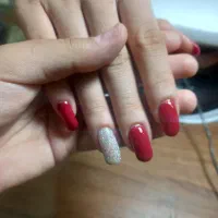 مدل برای ناخن