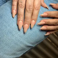 آف ویژه خدمات کاشت ناخن با ژل و بهترین متریال|خدمات آرایشگری و زیبایی|بندر ماهشهر, |دیوار