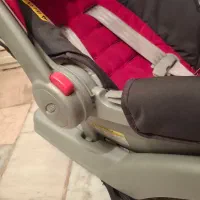 کریر و صندلی ماشین