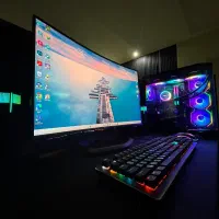 سیستم کامپیوتر گیمینگ و طراحی 3d حرفه‌ای