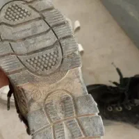 نیم بوت و کفش|کفش و لباس بچه|پاکدشت, پاکدشت (مامازند)|دیوار