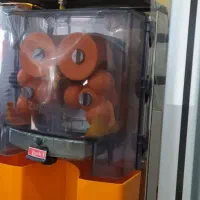 دستگاه آب پرتقال گیری