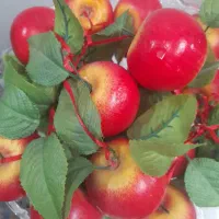 میوه سیب مصنوعی