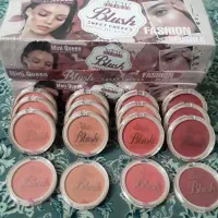 رژگونه مینی کویین