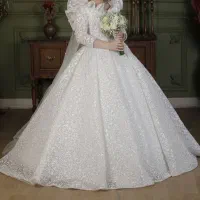 لباس عروس نونو فقط یکبار استفاده شده  ( 6 میلیون)