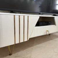 میز تلویزیون پایه استیل