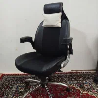 صندلی اداری مدل مزدائی