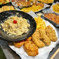 پیک موتوری حمل غذا