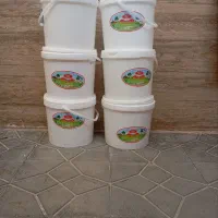 سطل های  10کیلوی.