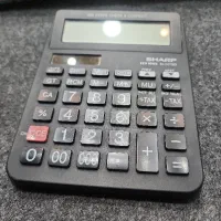 ماشین حساب شارپ سالم درحدنو  مشکی