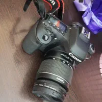 دوربین کنون80Dدرحدنو