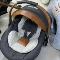 کالسکه و کریر