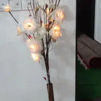 آباژور با گلدون سه پایه