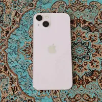 اپل iPhone 13 با حافظهٔ ۱۲۸ گیگابایت