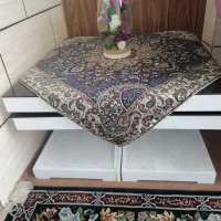 میز و گل میز کاملا نو و سالم