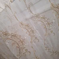 دو عدد پرده گلدوزی شده دوخته شده|پرده، رانر، رومیزی|اصفهان, دشتستان|دیوار