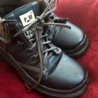 کفش سایز ۳۴