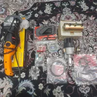 چندقلم وسایل یدکی نیسان وپیکان ودستگیره پرو