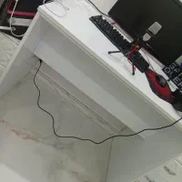 میز کامپیوتر|میز تحریر و کامپیوتر|رشت, باهنر|دیوار