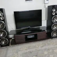 اسپیکروتلویزیون ومیز