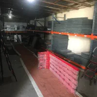 قفسه با پایه قوی