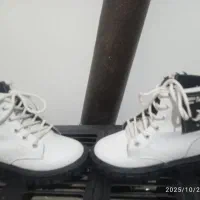 کفش کتون بسیار نو|کیف، کفش، کمربند|تایباد, |دیوار