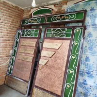 درب پارکینگ به ابعاد ۲.۴۰ در ۲.۵۰ متر