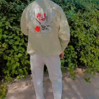 تعدای دورس/هودی /پافر|لباس|بم, |دیوار