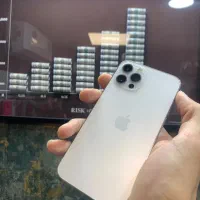 اپل iPhone 12 Pro با حافظهٔ ۲۵۶