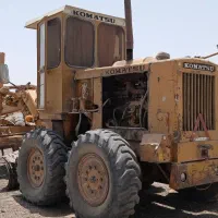 فروش گریدر 705 r2 مندل زنجیری ویک دستگاه غلطک ca25|خودرو سنگین|زاهدان, |دیوار