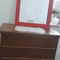 دراور سالم به همراه آینه