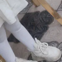 تعدادی کفش و لباس|کیف، کفش، کمربند|پاکدشت, پاکدشت (مامازند)|دیوار