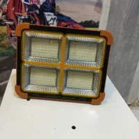 پرژکتورخورشیدی‌شارژی