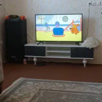 ال ای دی 43ایکس ویژن همراه میز