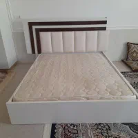 تخت دو نفره با تشک و پاتختی|تخت و سرویس خواب|لار, |دیوار