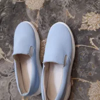 کفش سایز ۳۹