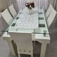 میز ناهار خوری شش نفره