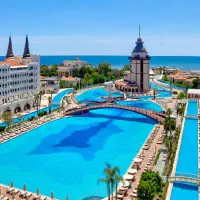 تور آنتالیا با شرایط ویژه