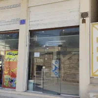 دومغازه-تجاری-با-منزل-شیک-وشناج-تازه-ساخت