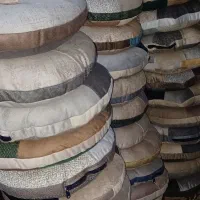 شاه نشین پشتی بالش|رختخواب، بالش، پتو|بروجرد, |دیوار