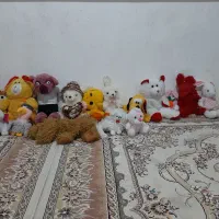 تعدادی عروسک فروشی