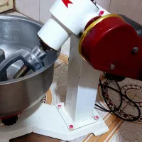 خمیرگیر خمیرکن ۸کیلویی